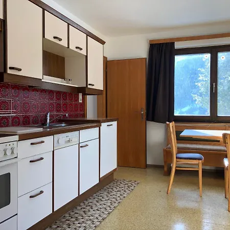 Chalet Lovely Mountain View Untertauern